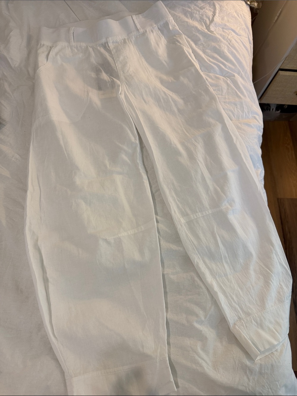 Women's White Cropped Linen Blend Pants